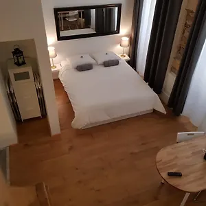 2* Bed & Breakfast Loge De L'opera