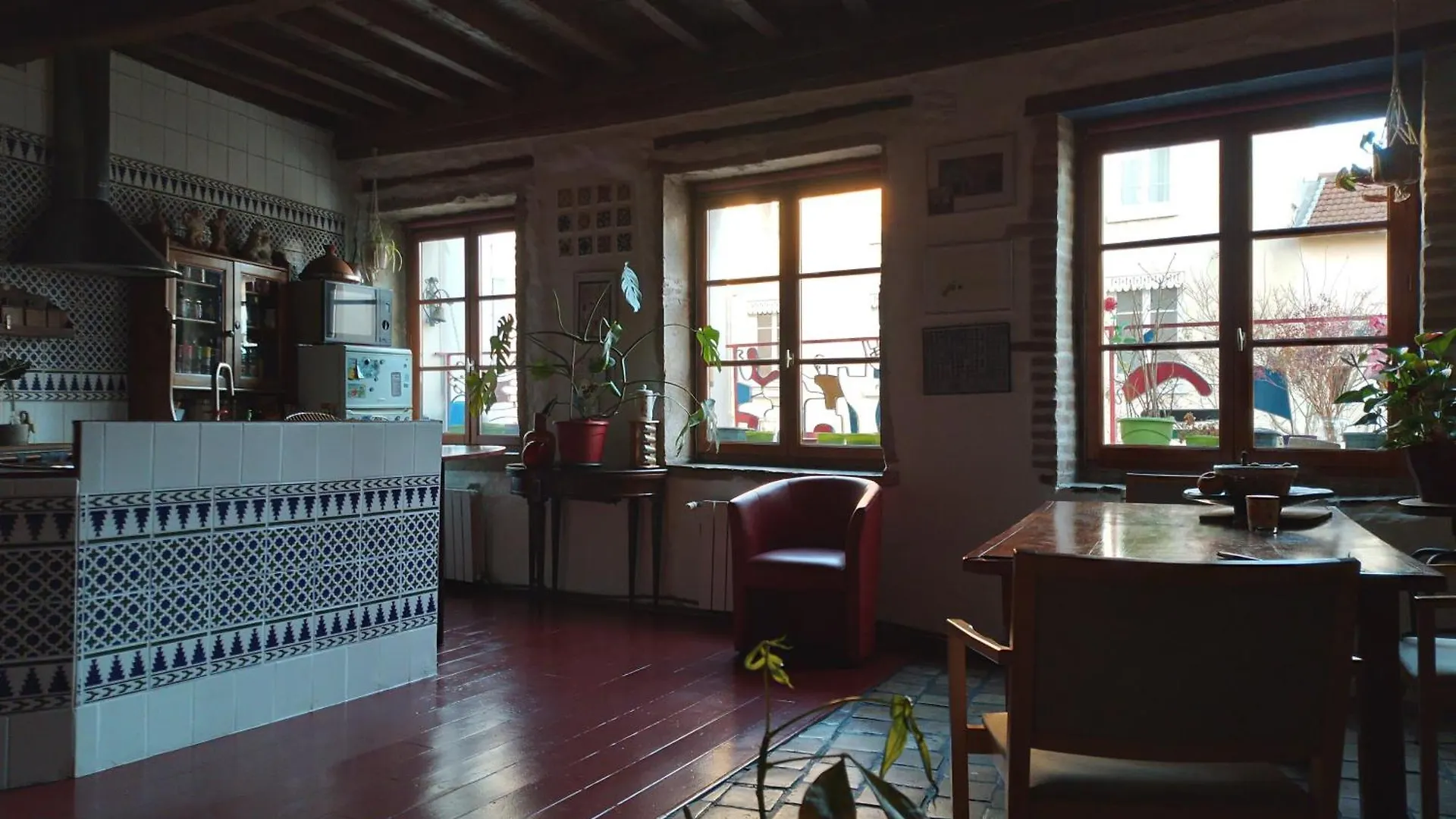 Chambre Dans Maison De Ville Vieux, Lyon St Just 0*,  France