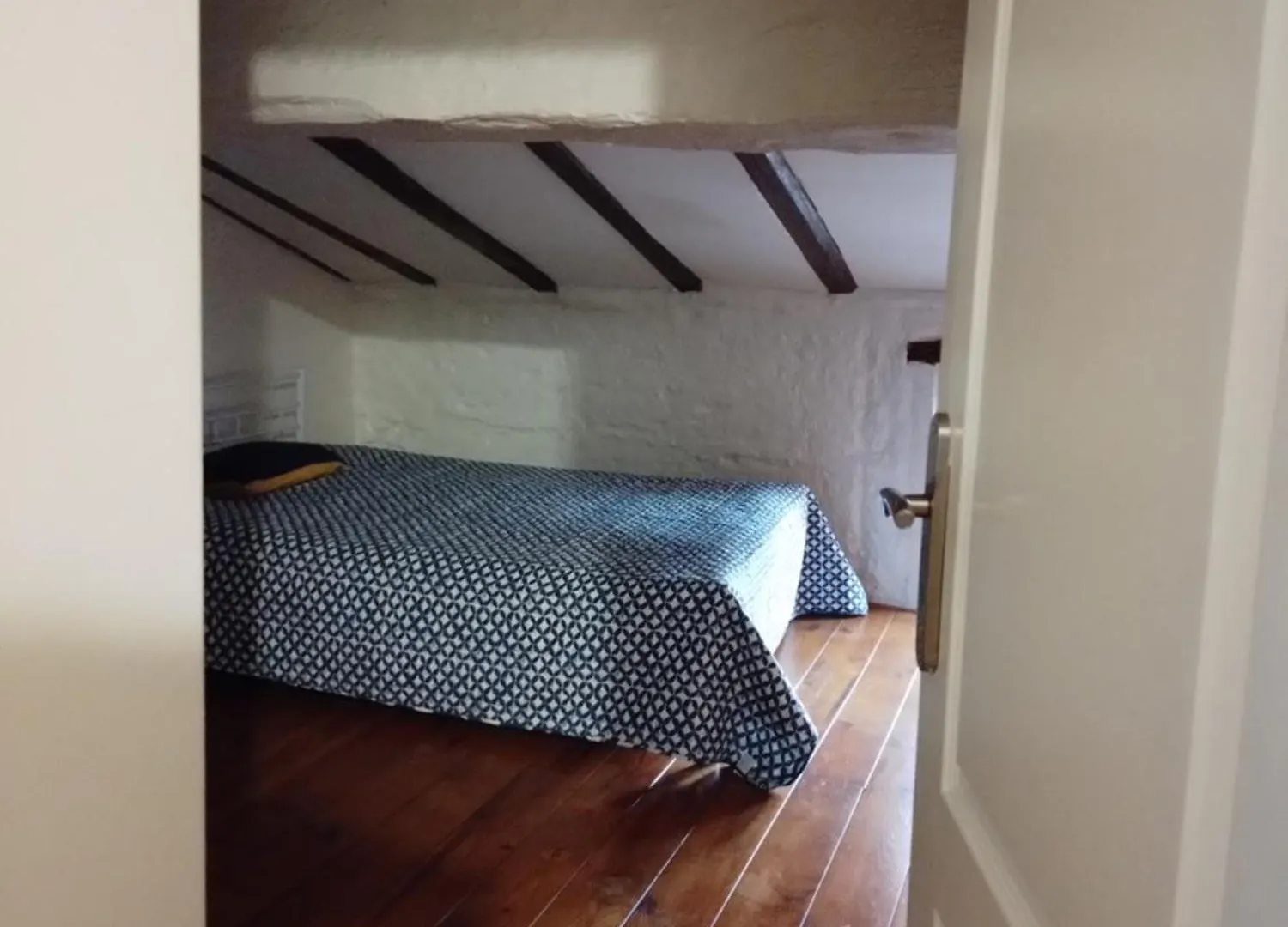 Chambre Dans Maison De Ville Vieux, Lyon St Just France