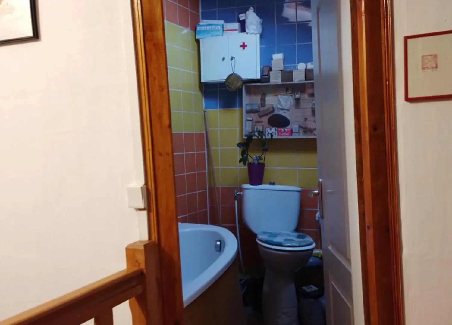 Chambre Dans Maison De Ville Vieux, Lyon St Just